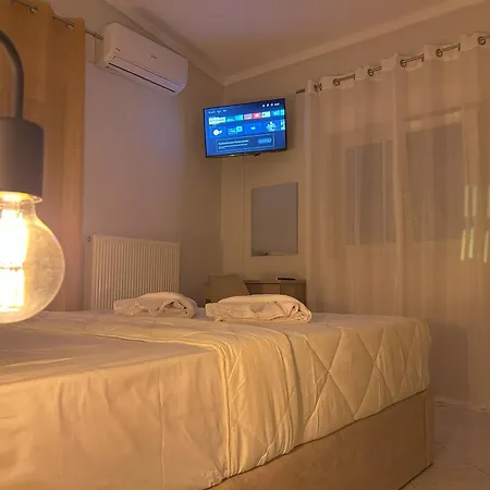 Margaw's 600m From The * Peraía